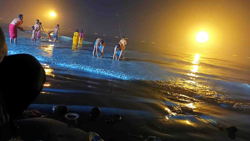 Gangasagar Makar Sankranti Bath Photo